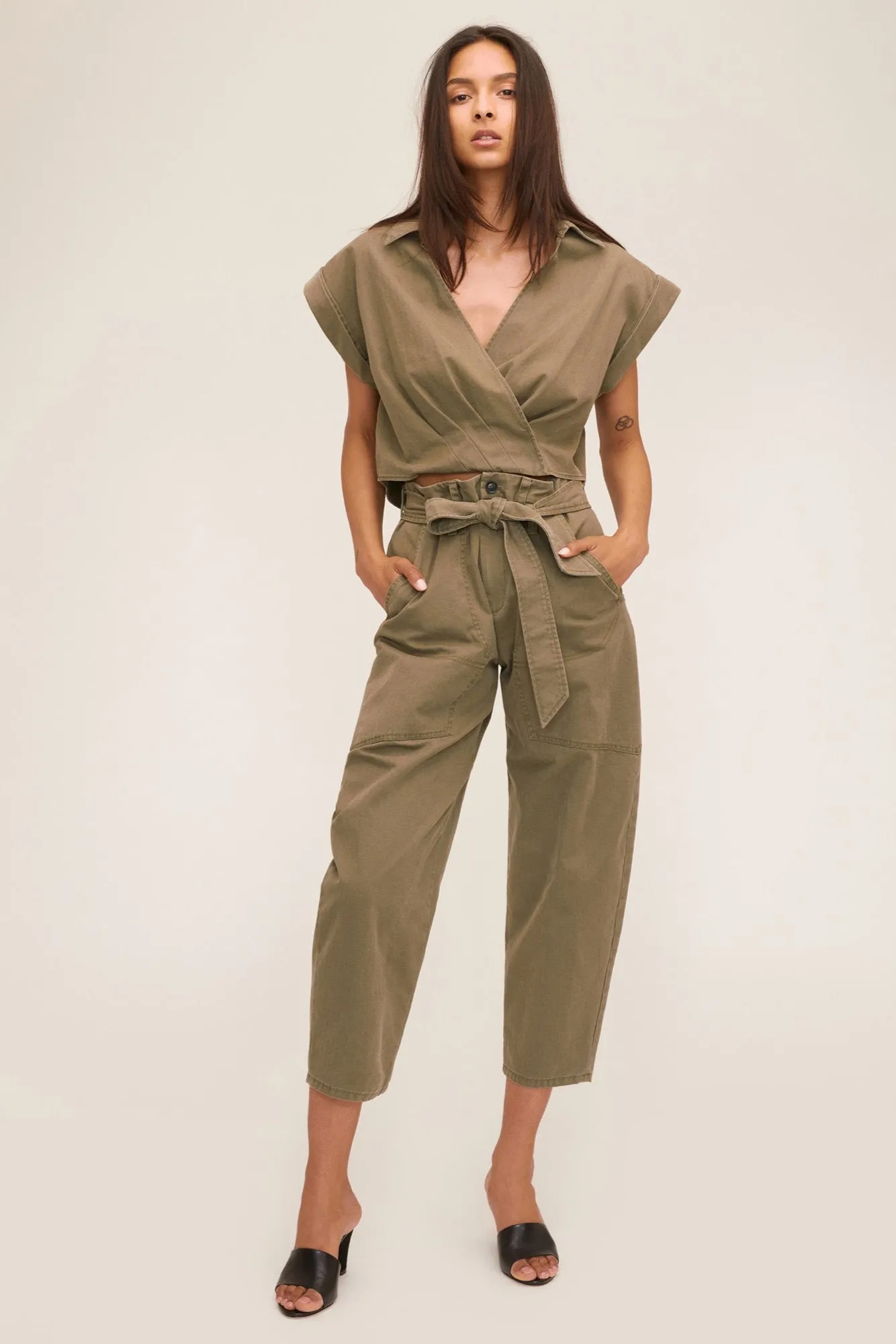 Adler Canvas Balloon Pant in Military Green