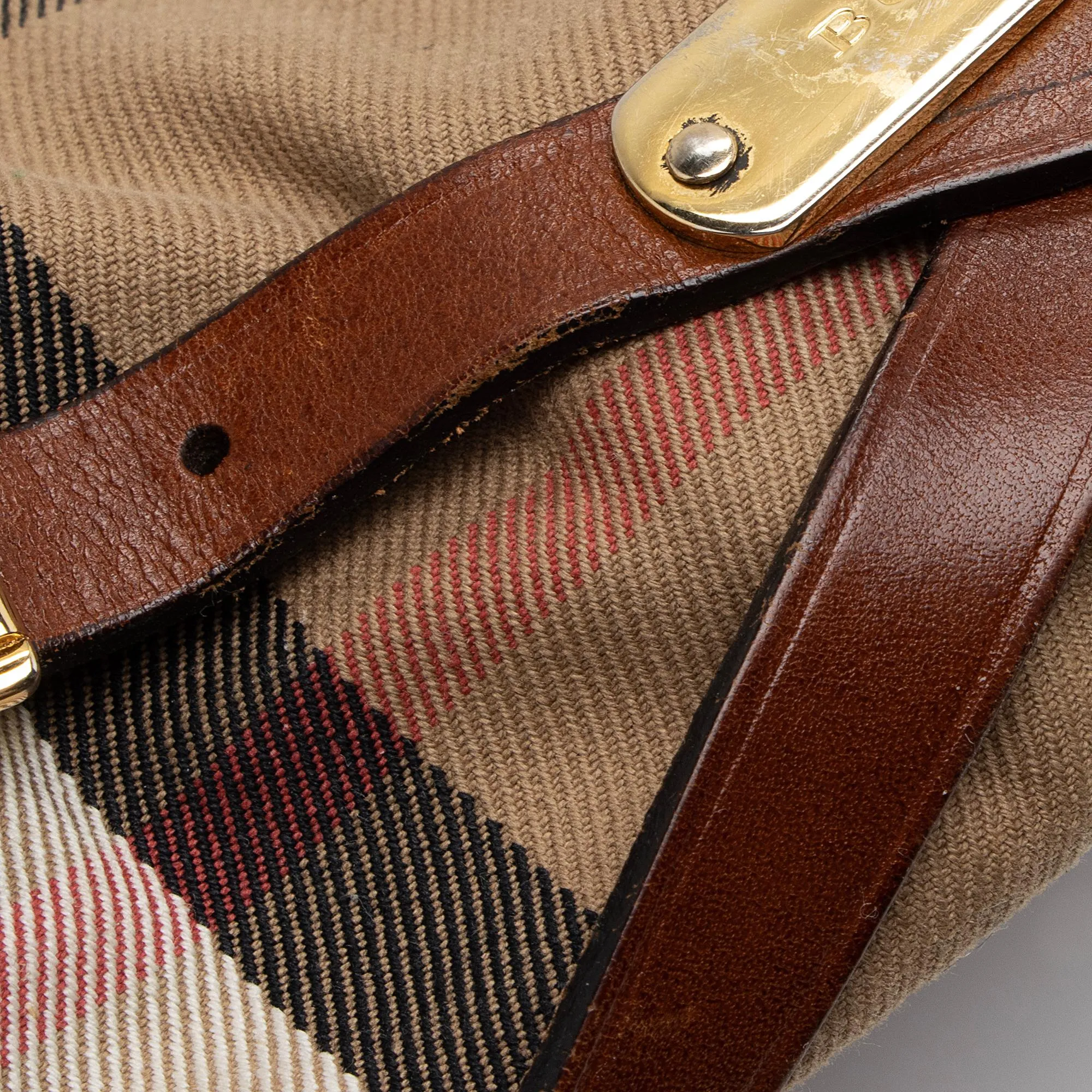 Burberry House Check Bridle Lynher Tote (SHF-mU2nhc)