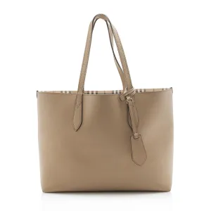 Burberry Leather Haymarket Check Reversible Medium Tote (SHF-12681)